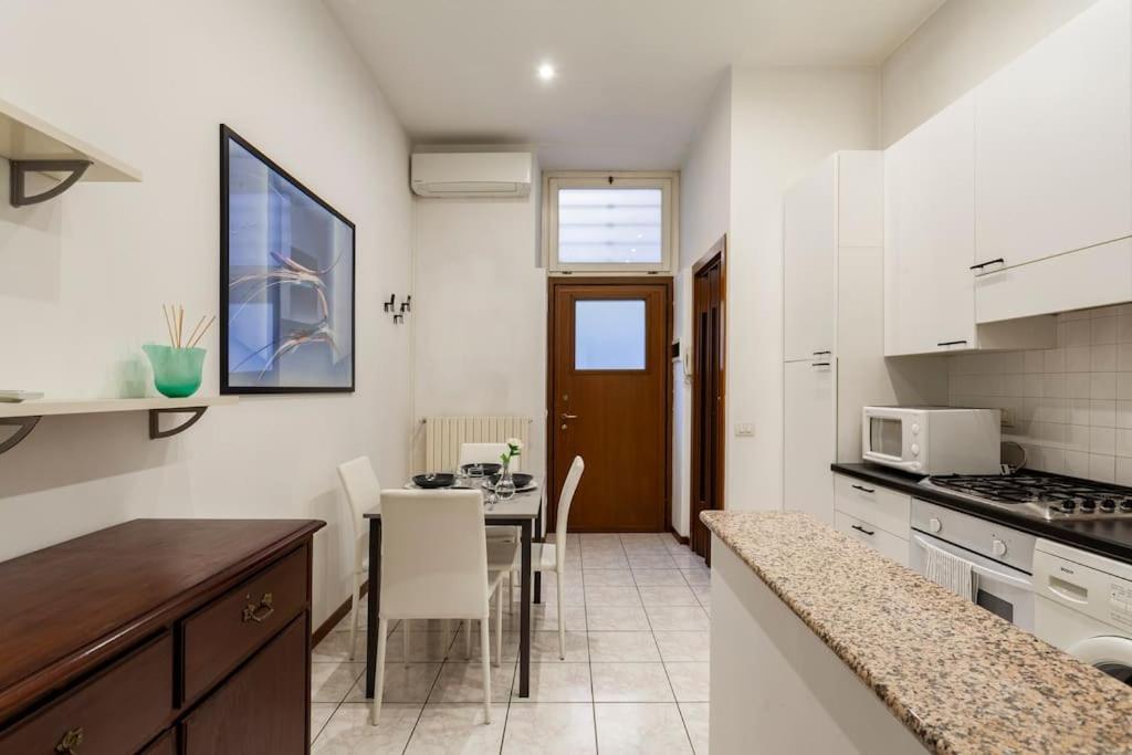 Ferienwohnung Luxury Loft On The Duomo Wifi & Netflix Mailand Exterior foto