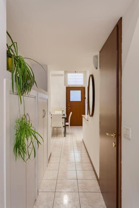 Ferienwohnung Luxury Loft On The Duomo Wifi & Netflix Mailand Exterior foto